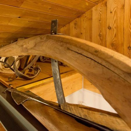 Apartmán Lo Coppa Fen Aosta Pokoj fotografie