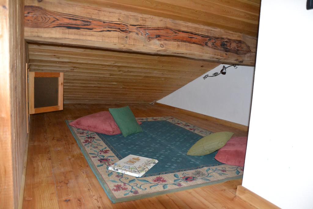 Apartmán Lo Coppa Fen Aosta Pokoj fotografie
